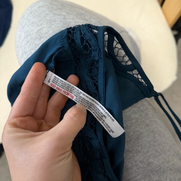 Free People Blouson Blue Satin Crochet Detail Lace Cropped Tank Top Intimately - Picture 4 of 16